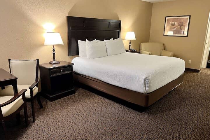 Room 19 of 46