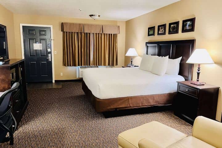 Room 15 of 46